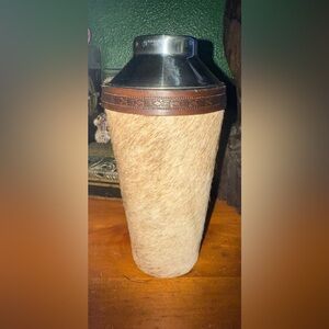 Browmley,a hair-on-hide beige sophisticated bar style Bar shaker/mixer